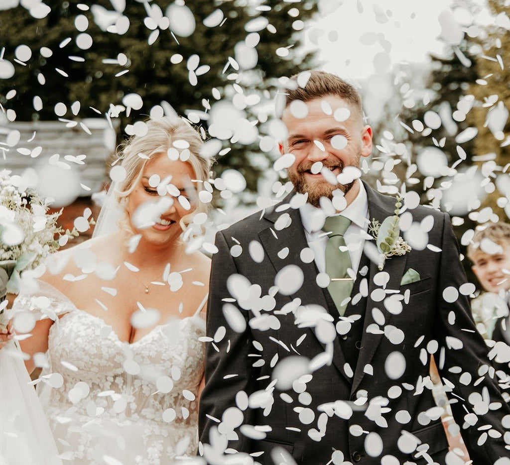 Wedding Confetti - Where to Begin? - Confetti Bee